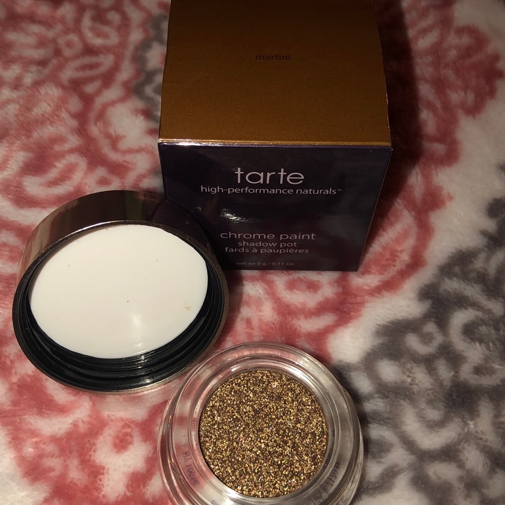 Tarte chrome pot